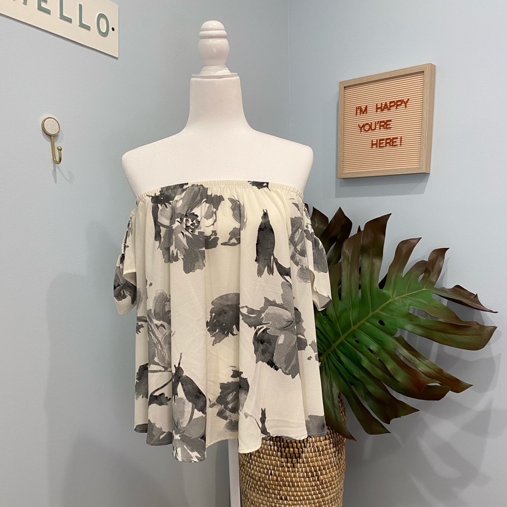 Million Bullpup off the shoulder blouse